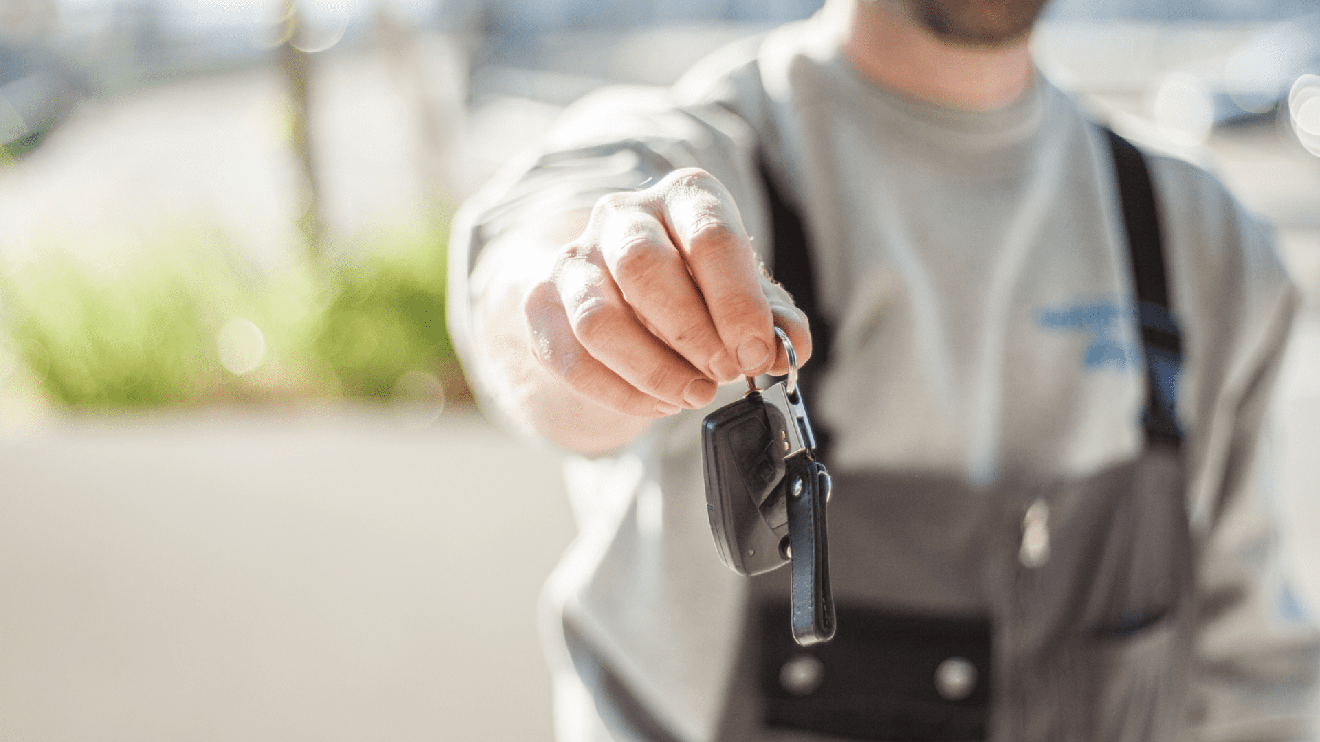 can a locksmith program a car key fob heres everything you need to know - The LockSmith Co.